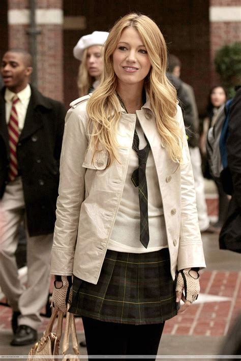 serena van der woodsen clothes.